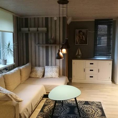Quiet Place With Garden Studio Apartment Таллінн Екстер'єр фото